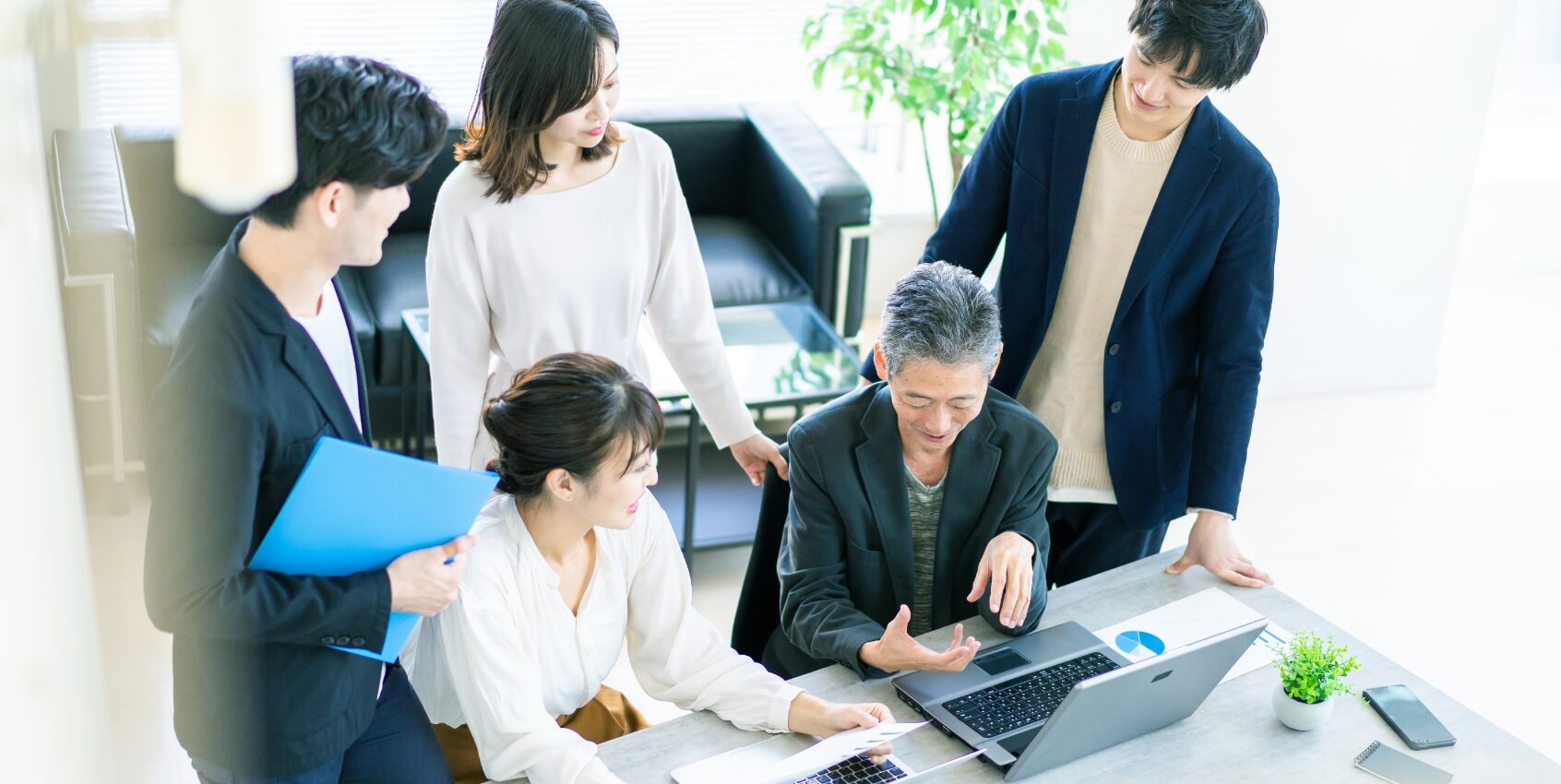 広告運用代行のお悩みはAdMarketへ