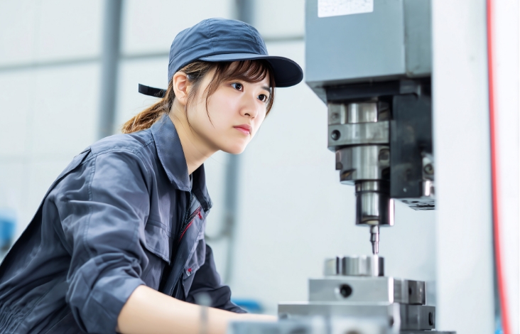 スタッフ紹介・工場風景